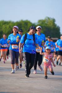 BIB: 8846, 9866
                            <button type="button" onclick="openModal(3240191)" class="btn btn-primary btn-sm float-right btn-popup" data-toggle="modal" data-target=".modal-high-quality">
                        <i class="fas fa-shopping-cart"></i> Add to Cart
                    </button>
                                            <button type="button" onclick="isThisMe(3240191, true)" class="btn btn-success btn-sm float-right btn-popup btn-isme hidden" data-toggle="tooltip" data-placement="bottom" title="นี่คือรูปของคุณใช่ไหม คลิกที่นี่เพื่อเอาเข้าอัลบั้ม">
                        <i class="fas fa-plus"></i> Add to album
                    </button>
                    <button type="button" onclick="isThisMe(3240191, false)" class="btn btn-warning btn-sm float-right btn-popup btn-isnotme hidden">
                        <i class="fas fa-ban"></i> Remove from album
                    </button>